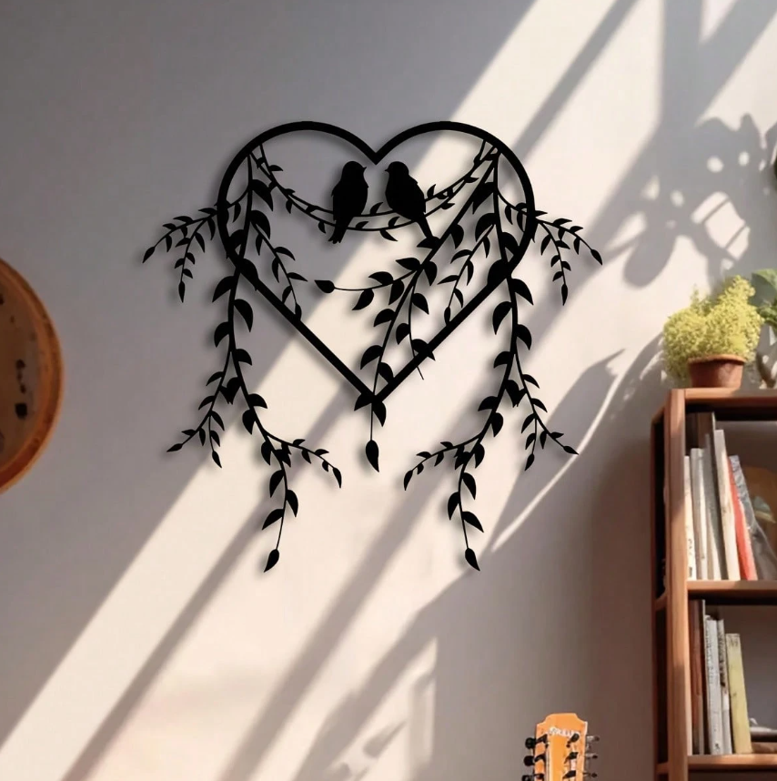 Elegant Black Bird & Ivy Metal Wall Art - Heart Shaped Branch Decor for Indoor Outdoor Home & Garden Gift