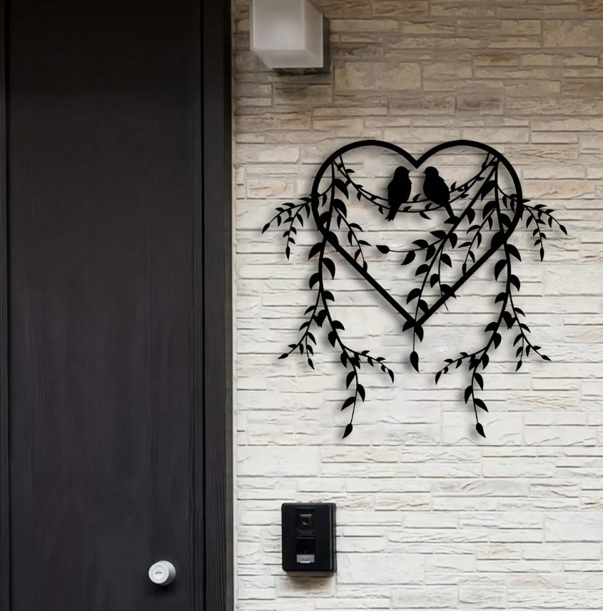 Elegant Black Bird & Ivy Metal Wall Art - Heart Shaped Branch Decor for Indoor Outdoor Home & Garden Gift